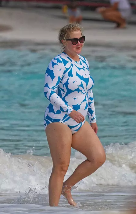 Amy Schumer And Family Unwind On The Beach - St Barts