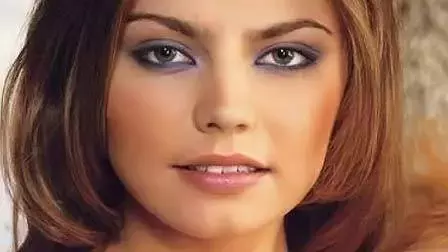 cine-este-Alina-Kabaeva-presupusa-iubita-alui-Vladimir-Putin-15