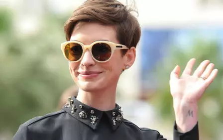 Anne Hathaway 