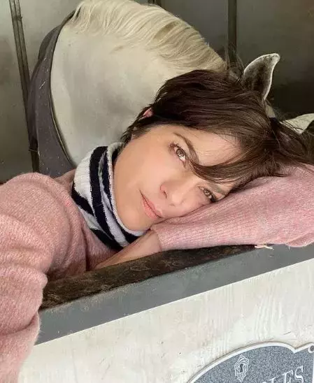 2021-02-26-15_03_20-Selma-Blair-@selmablair-•-Instagram-photos-and-videos