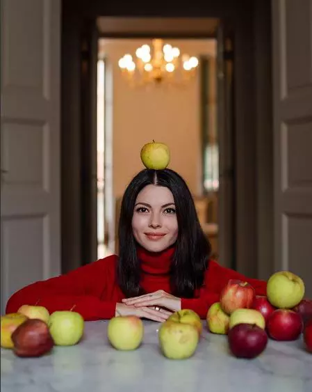 Anca Lungu si merele