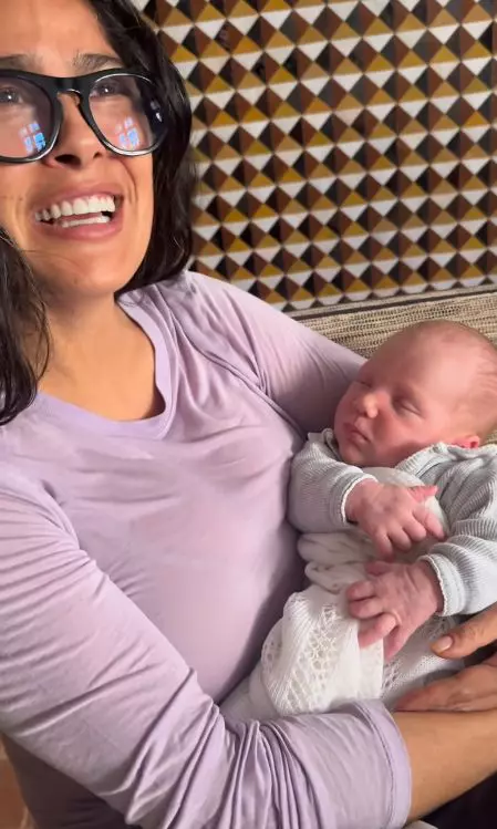 salma hayek cu panchito 1
