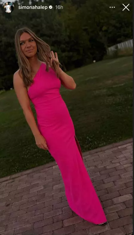 Rar o vezi așa! Simona Halep a strălucit într-o rochie extrem de elegantă