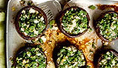 Ciuperci cu ceapa verde si usturoi