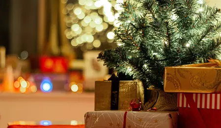(P) Cred că sunteți de acord: Parfumurile pot fi cadouri excelente pentru bărbați și femei, de Crăciun