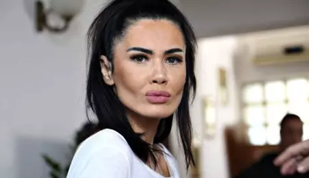 Imagine de colecție cu Oana Zăvoranu! Cum arăta vedeta în urmă cu 20 de ani, când s-a lansat în muzică: „Mai bună ca niciodată”