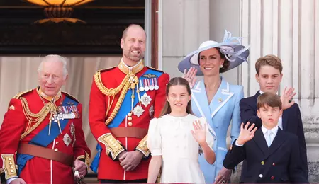 Gesturile amuzante ale Prințului Louis și apariția elegantă a lui Kate Middleton la parada oficială a Regelui Charles