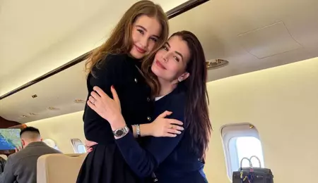Monica Gabor și fiica sa, Irina Columbeanu, „test” culinar cu savarine și amandine românești în New York. Cât au plătit pentru o prăjitură