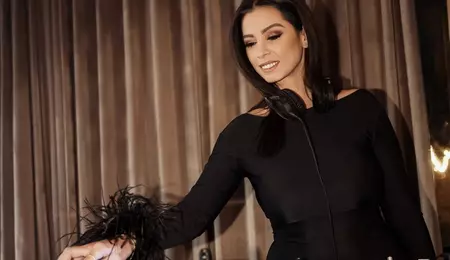 Iuliana Luciu a dat televiziunea pe cluburile de lux! Sora Nicoletei Luciu face senzație la platane. Cum arată acum în ipostaza de DJ