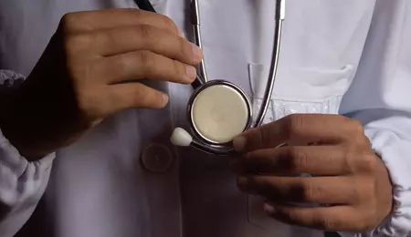 Cele patru lucruri pe care NU le face niciodată un cardiolog înainte de 9 dimințeața
