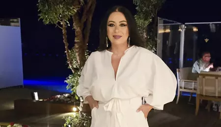 Cum arată Oana Roman în costum de baie după ce a slăbit colosal. Atenția s-a îndreptat către picioarele sale foarte subțiri