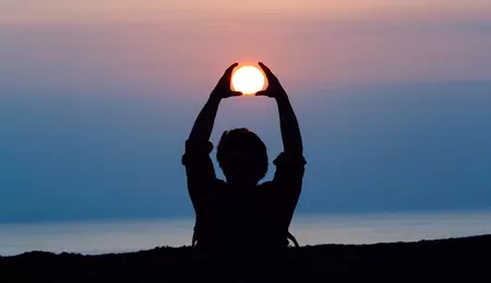 3 zodii, succes pe linie! Începe o perioada de împliniri și reușite pe toate planurile. Ce uși le deschide Universul