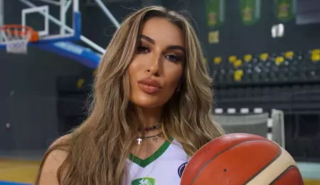 Sarah Dumitrescu, fiica Anamariei Prodan, schimbare radicală la 26 de ani. Cum a apărut la nunta unei prietene