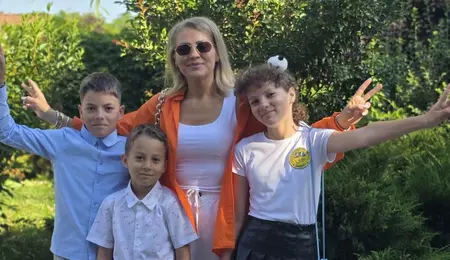Ce s-a întâmplat cu cei trei copii ai Mirelei Vaida cât timp s-a aflat la „Asia Express” 2026. „Nu mai avea doi dinți”