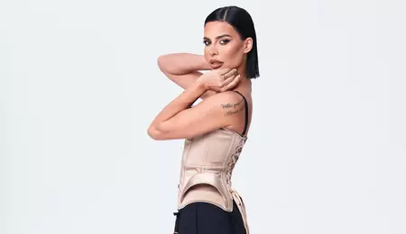 Andreea Popescu și-a schimbat look-ul și a îmbrăcat cea mai provocatoare ținută. Cum arată acum. „Îți stă foarte bine. Ești superbă”