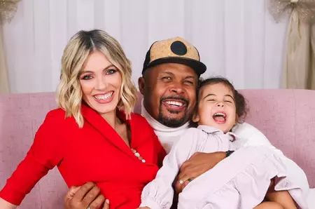 Andreea Ibacka a organizat activitățile copiilor într-un document, pe zile și ore. Cum s-a adaptat Cabral: „Dacă uită ceva, eu, picătura chinezească, cicălitoare de mică”