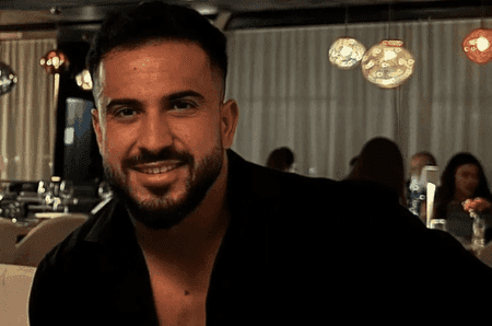 Răzvan Ochea, fostul concurent de la Mireasa, a semnat pentru un nou proiect cu PRO TV, după apariția în serialul Tătuțu: "Sunt foarte fericit"