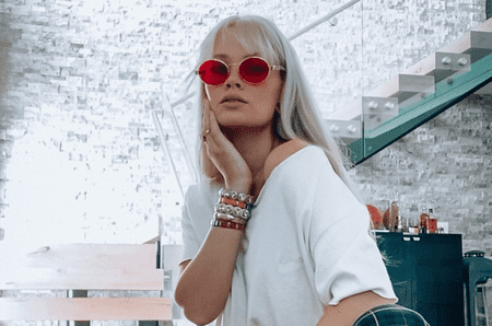 A murit Lauren Bennett, solista din spatele hitului "Party Rock Anthem". Avea 37 de ani și era mama unei fetițe de 3 ani