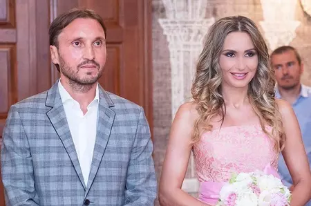 Crina Abrudan, după 18 ani de căsnicie cu fostul fotbalist Gabi Popescu: „Cel mai important e să îți placă în continuare omul de lângă tine, să îl respecți și să simți că ați construit ceva solid“ / EXCLUSIV