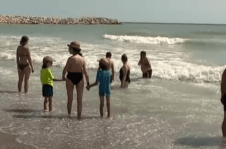 Femeie lovită de trăsnet când făcea plajă: „Soțul ei...