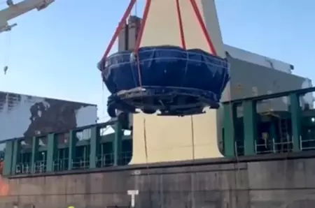 Utilajul gigant care va schimba Autostrada Sibiu–Pitești a ajuns în România