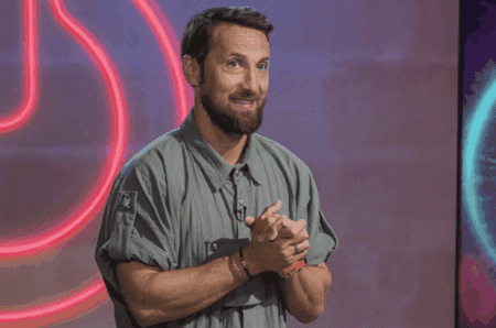 Cât costă o supă de cocoș de curte cu găluște la restaurantul lui Dani Oțil