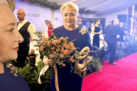 Secretul Vioricăi Dăncilă la 62 de ani. Lecția primită de la mama ei și ce i-a transmis mai departe fiului său