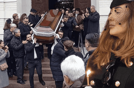 Horia Moculescu, condus pe ultimul drum în aplauze și muzică! Nidia, distrusă de durere!