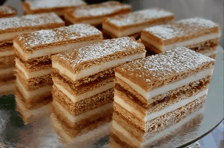 Prăjitura românească preferată de turiștii străini. Mulți români nici măcar nu au auzit de ea, dar e extrem de apreciată și delicioasă