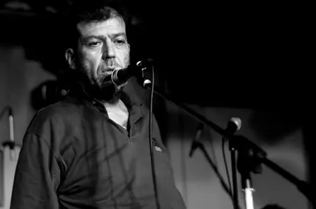 Drama cumplită a lui Artanu, fostul solist de la Partizan. Artistului i-au murit părinții în aceeași zi, la câteva ore unul după celălalt