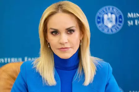 Gabriela Firea a explicat de ce nu a fost la sfințirea picturii Catedralei Neamului: "Merg la biserică în calitate de creștin, nu la un spectacol"