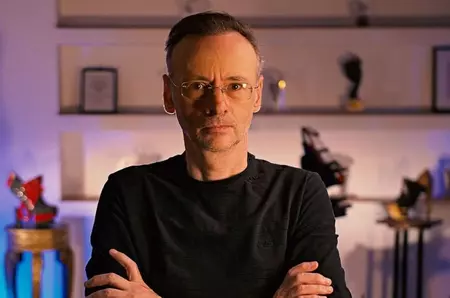 Mihai Albu a dezvăluit cum a aflat că tatăl său, fost director al Televiziunii Române, a murit: "Aveam 16 ani, am rămas cu mama și cu fratele meu"/ Ce făcea atunci pentru a câștiga bani