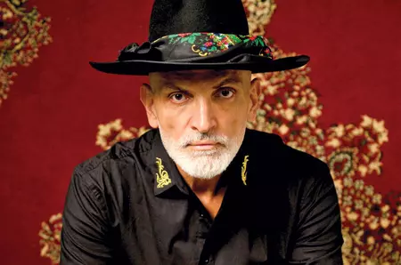 Ce relație are acum Damian Drăghici cu mama lui, pe care a cunoscut-o la 49 de ani: "Știam cine e, dar până atunci nu ținuserăm legătura prea mult". Când s-au apropiat, de fapt / EXCLUSIV