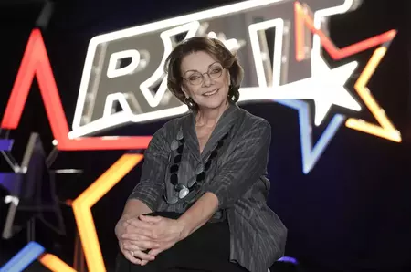 Cum arăta Carmen Tănase la începutul carierei. Avea un stil vestimentar rebel și aceeași privire pătrunzătoare care a făcut-o celebră