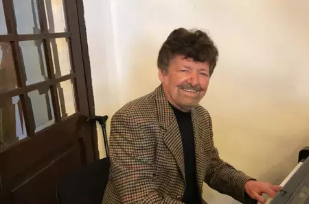 Jolt Kerestely, poveste impresionantă de viață. Regretatul compozitor a lucrat în mină, înainte să devină celebru: "Condiții foarte grele. Când coboram cu liftul, m-a apucat un plâns..."