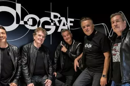 HOLOGRAF, interviu de colecție în revista VIVA!, în urmă cu 8 ani. Iulian Vrabete: "Însemna ceva să fii rock star pe vremea respectivă. Muzica și ceea ce făceam noi cred că ne-au ajutat să rămânem întregi la cap și să trăim altfel" / EXCLUSIV