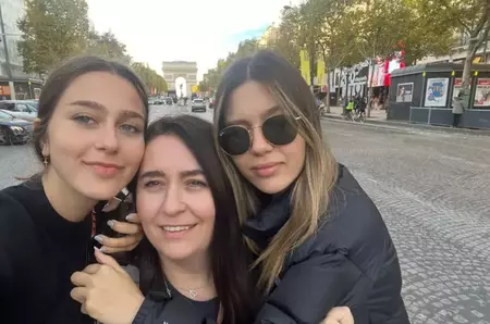 E o mamă fericită și împlinită! Cu ce se ocupă cei trei copii ai Amaliei Năstase: ”Tomiță are 10 ani și programează jocuri pe computer”. Vedeta are două fete cu Ilie Năstase și un băiat cu Răzvan Vasilescu / EXCLUSIV