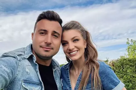 Viața după divorț! Ce planuri are Valentin Sanfira și cum își petrece timpul liber de când s-a despărțit de Codruța Filip: ”Mergem mai departe. Se usucă ceva, o luăm de la capăt. Asta e viața” / EXCLUSIV