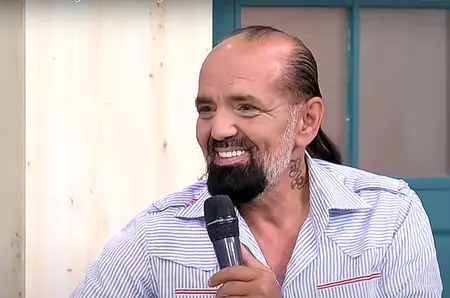 Daniel Iordăchioaie povestește cum a ajuns să cânte unui mort chiar din groapă: „M-am băgat de frică. Groapa era adâncă de doi metri, iar pământul era deasupra mea”