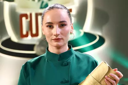 Viața neștiută a Marinei Luca, câștigătoarea Chefi la cuțite 2026. A avut o copilărie dificilă, a suferit de depresie și burnout: "De la 14 ani am trăit singură. A început să-mi amorțească tot corpul până nu am mai putut să văd și să aud"