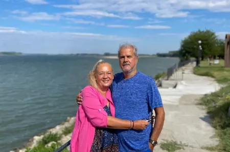 Povestea de dragoste dintre Dana și Adrian Năstase. Sunt căsătoriți de 41 de ani și au împreună doi băieți: "Nu pot să-mi închipui să stau fără ea!"