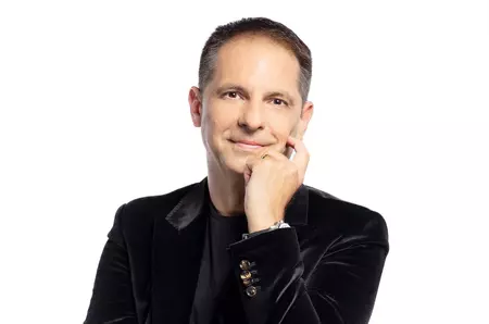 Dan Negru, despre câștigurile în televiziune: "Îmi place ce fac și cred că fiecare leu pe care l-am câștigat în televiziune l-am găsit pe jos. Nu am avut un serviciu obligatoriu la care să mă fi dus vreodată" / EXCLUSIV