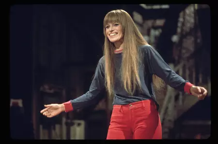 A murit Louise Lasser, fosta soție a lui Woody Allen și vedeta serialului „Mary Hartman, Mary Hartman”. Avea 87 de ani