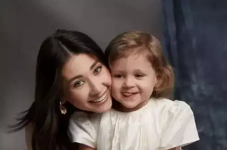 Nicole Cherry explică de ce a ales să devină mamă la doar 22 de ani: "Cumva mi-am calculat toate aceste lucruri"