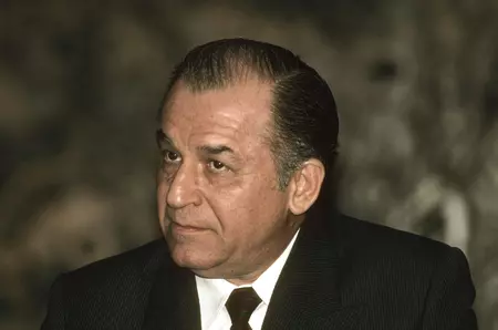 Imagini de la parastasul de un an pentru fostul președinte Ion Iliescu! Cine a venit să îl comemoreze la slujba oficiată de mai mulți preoți