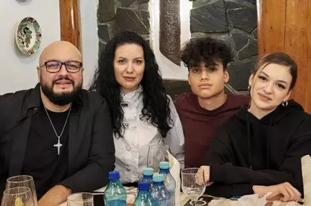 Cum își crește Mihai Budeanu de la 3 Sud Est cei doi copii: "Am încercat să mă port cu ei foarte normal și să nu le induc ideea că trebuie să profite de numele meu" / EXCLUSIV