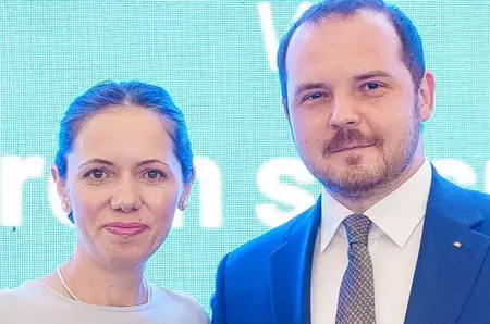 A avut sau nu dreptate Traian Băsescu? Mirabela Grădinaru pare că se pregătește să candideze: unde s-a afișat acum și cum s-a îmbrăcat. Detaliul observat de toată lumea