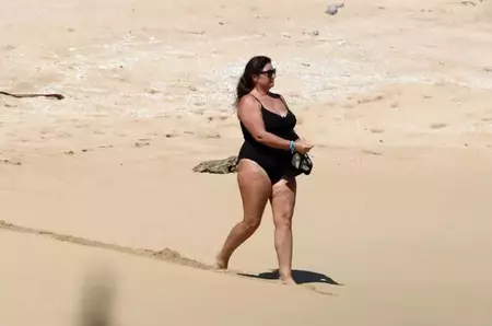 A fost jignită și execrabil criticată pentru greutatea ei, dar acum le-a dat șah mat. A topit 45 kg și arată ca o zeiță. Cum s-a afișat vedeta cu soțul ei, un mare actor