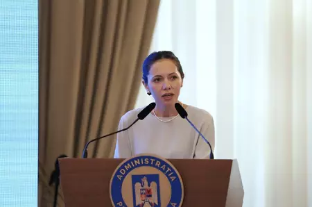 Un adolescent din 16 a experimentat droguri. Proiectul de 11,7 milioane de franci elvețieni lansat la inițiativa Administrației Prezidențiale: Ce spune Prima Doamnă despre pericole