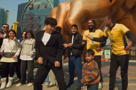 Cum au fost „ajutați” Dan Alexa și Gabi Tamaș să câștige Asia Express 2025. Fanii acuză Antena 1: Actori „plasați” să le rezolve probele